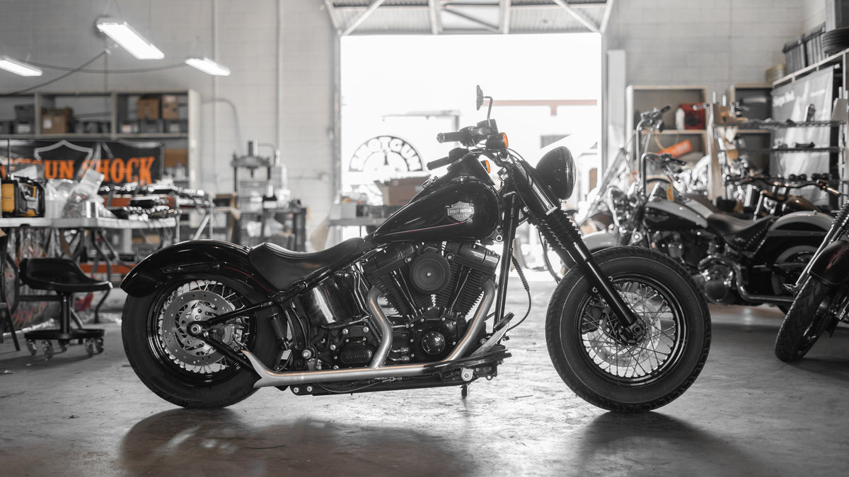 Mono Air Suspension Kit (2018Present) Shotgun Shock